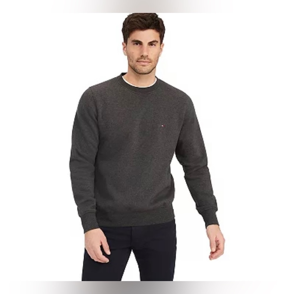 NWT Men's Tommy Hilfiger Crewneck Pullover Size Small